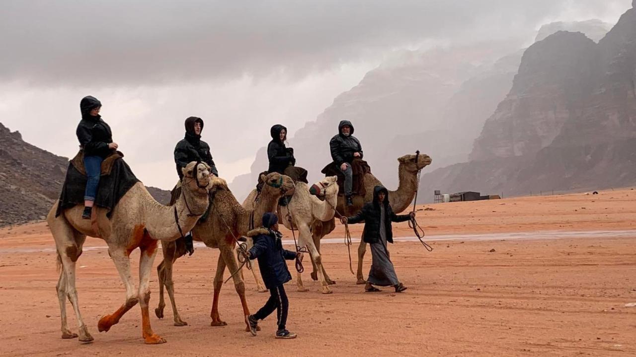 Hotel Wadi Rum Travel Camp Exterior foto