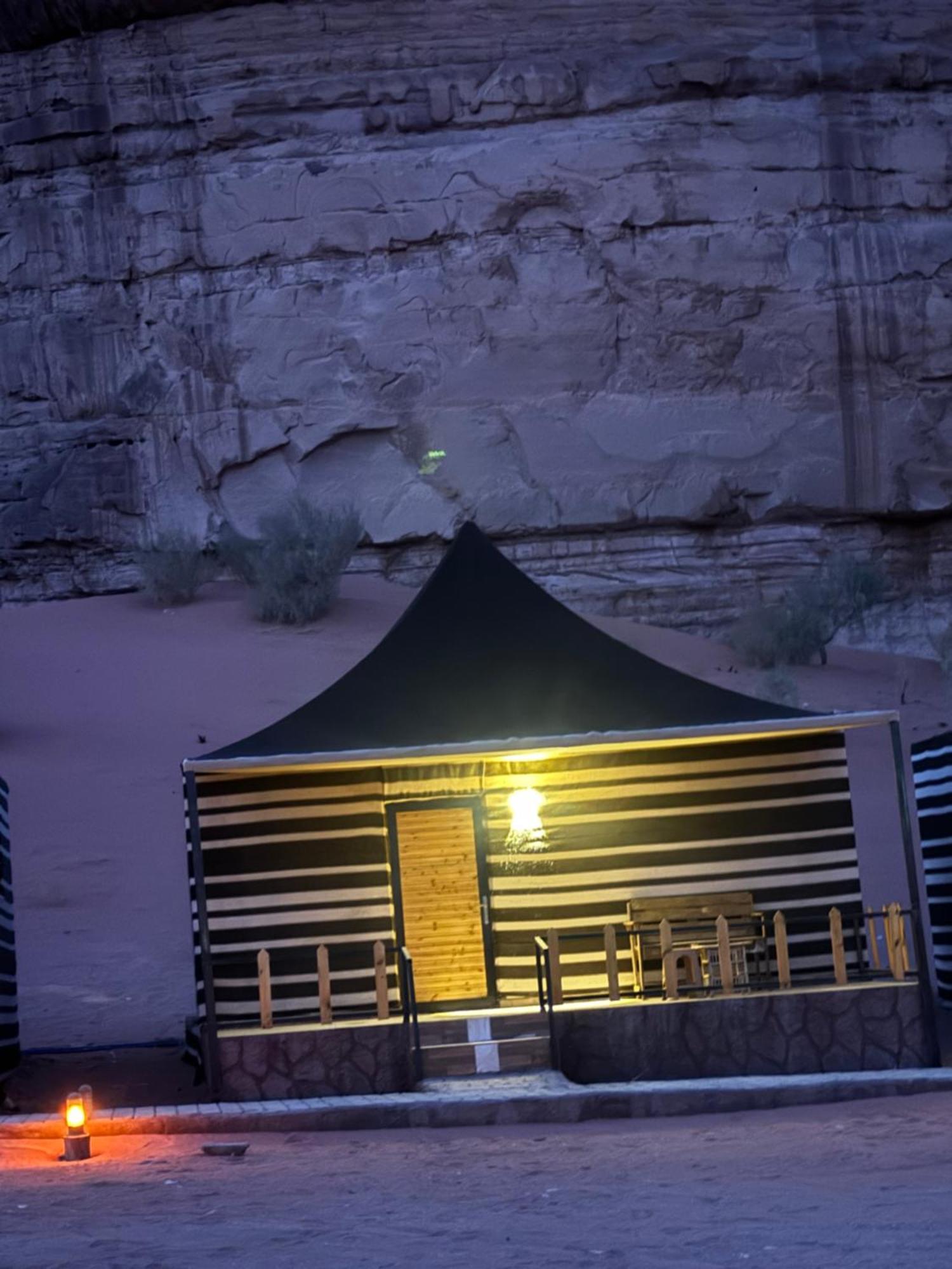 Hotel Wadi Rum Travel Camp Exterior foto